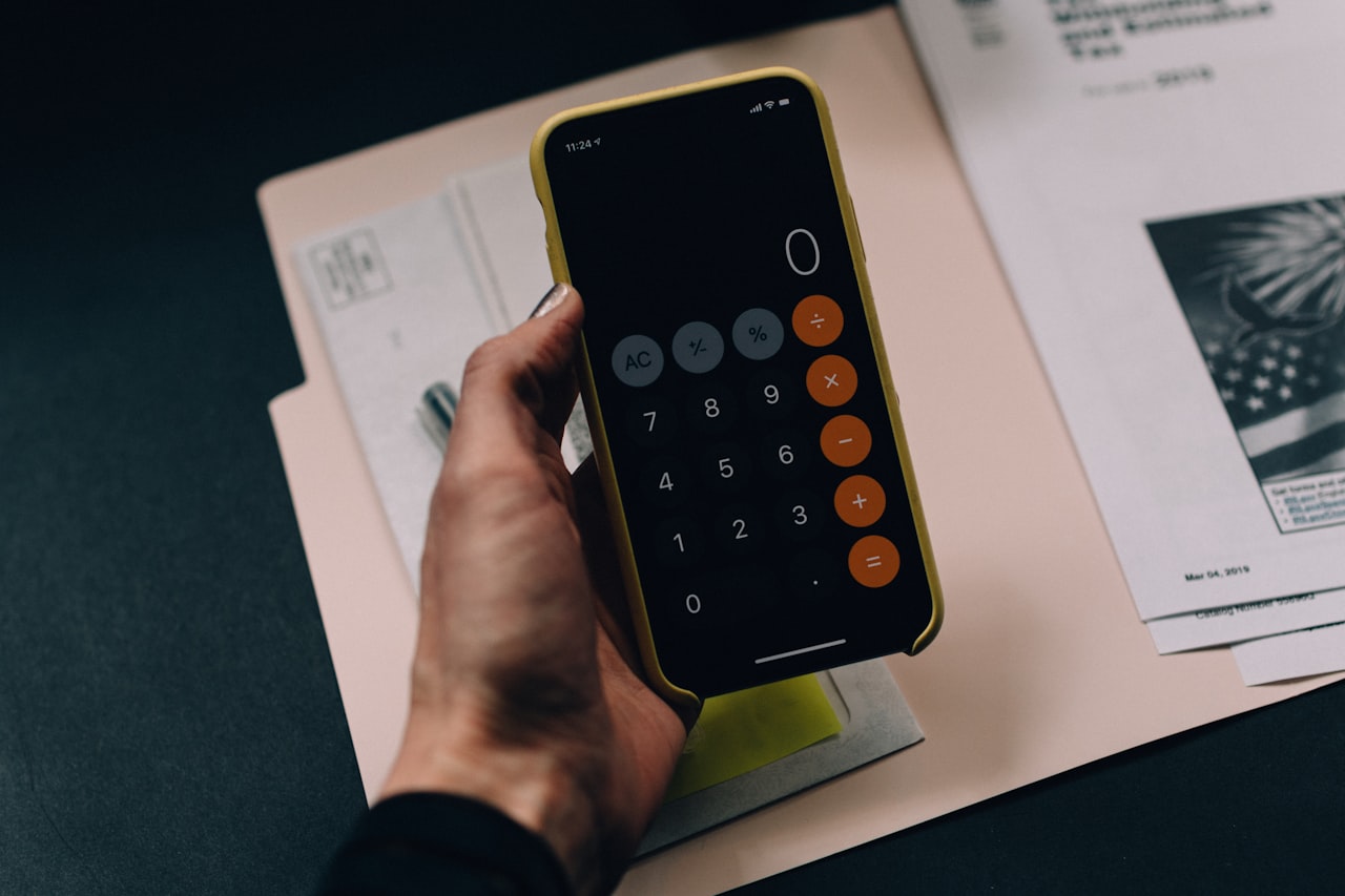 Guide: How to Recover Debts from B2B Contracts